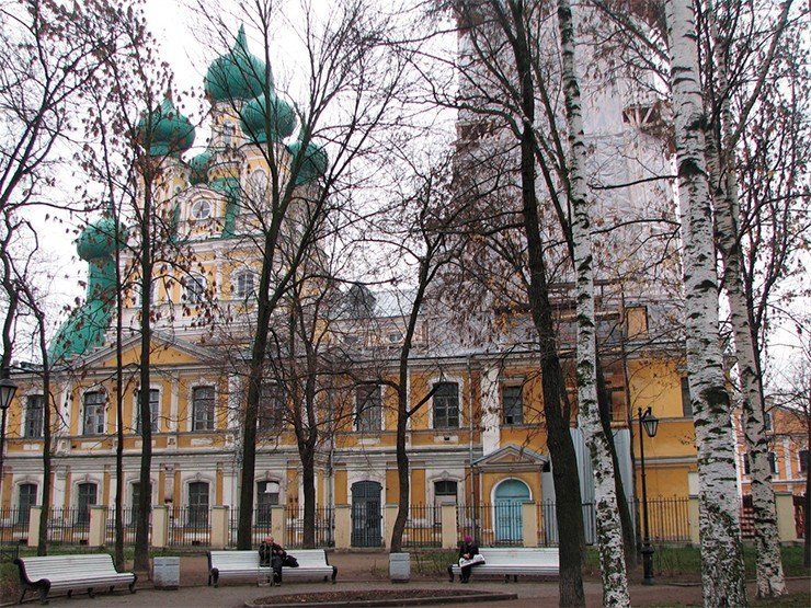 Современный вид на церковь Благовещения на Васильевском острове в Санкт-Петербурге. 2011 г.