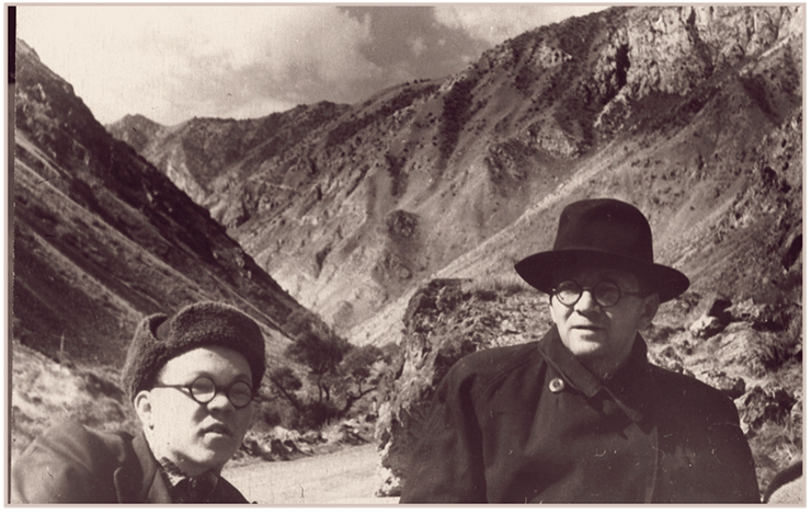 Отец и сын Добрецовы в горах Памира. 1953 г. Отец и сын Добрецовы в горах Памира. 1953 г.