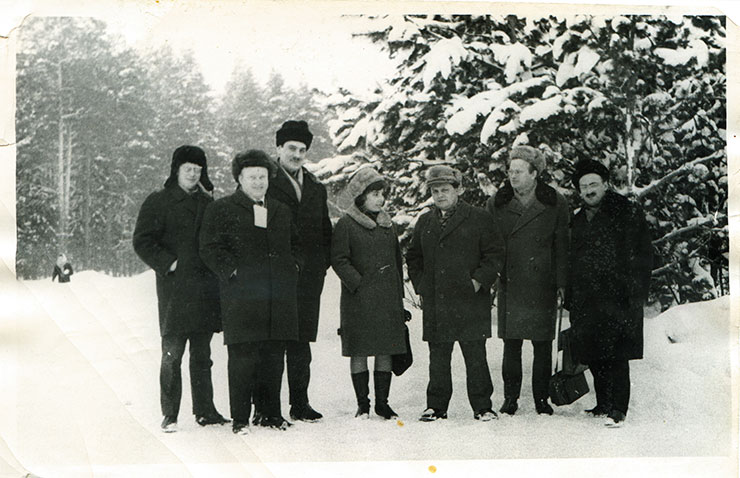 Marlen E. Topchiyan (top, far right) with colleagues from the Institute of Hydrodynamics, Siberian Branch, USSR Academy of Sciences. Novosibirsk Akademgorodok, 1970s
