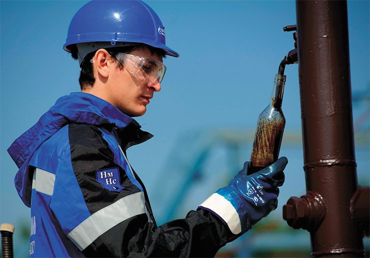 Priobskoe field. Oil processing and pumping facility. Khanty-Mansi Autonomous Okrug. © Gazprom Neft 2014