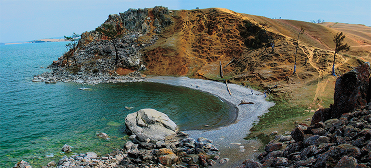 Cape Burkhan, one of the most amazing and well-known attractions of Lake Baikal. © CC BY 2.0/ Michael Ravodin