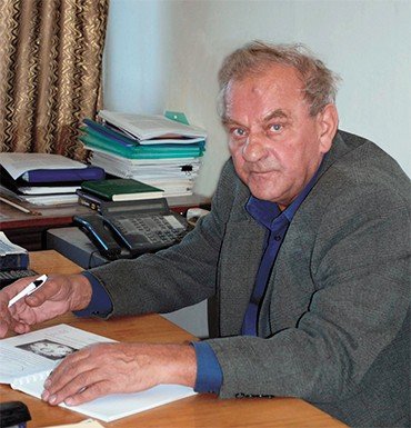 Под руководством академика Б. М. Ковальчука в ИСЭ СО РАН создаются импульсные генераторы сверхвысокой мощности для фундаментальных исследований и прикладных задач, разрабатывается уникальная элементная база, необходимая для их создания. Сегодня его идеи работают или ожидают своего воплощения в крупнейших импульсных установках по обе стороны Атлантики