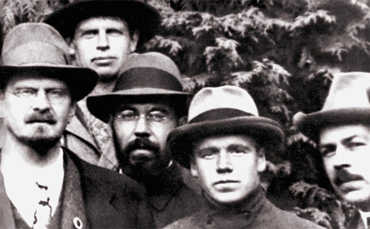 Delegation of Soviet geneticists at the V International Genetics Congress. Berlin, 1927. Left to right: S. S. Chetverikov, A. S. Serebrovskiy, G. D. Karpechenko, N. I. Vavilov Delegation of Soviet geneticists at the V International Genetics Congress. Berlin, 1927. Left to right: S. S. Chetverikov, A. S. Serebrovskiy, G. D. Karpechenko, N. I. Vavilov