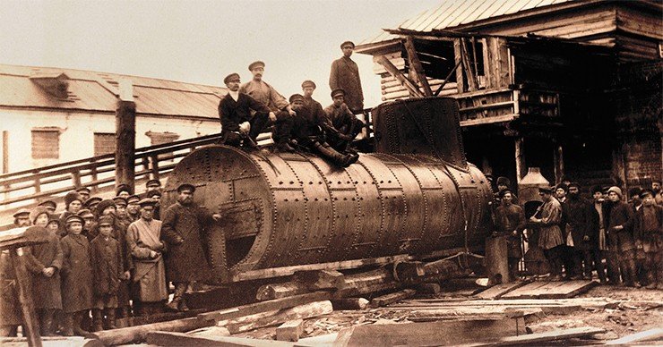 Винокуренный завод в старинном селе Тельма под Иркутском. Новый паровик. Отделение очистки (фото внизу).Из альбома фабрично-заводской промышленности Иркутской губернии 1895—1896 гг., изд. В. Ап. Белоголового Винокуренный завод в старинном селе Тельма под Иркутском. Новый паровик. Отделение очистки (фото внизу).Из альбома фабрично-заводской промышленности Иркутской губернии 1895—1896 гг., изд. В. Ап. Белоголового