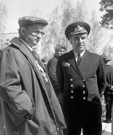 B. V. Voitsekhovskii and G. S. Migirenko at the Victory Day Parade in Novosibirsk on May 9, 1969 