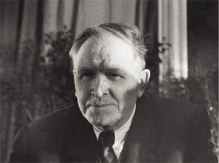 Академик И. П. Бардин