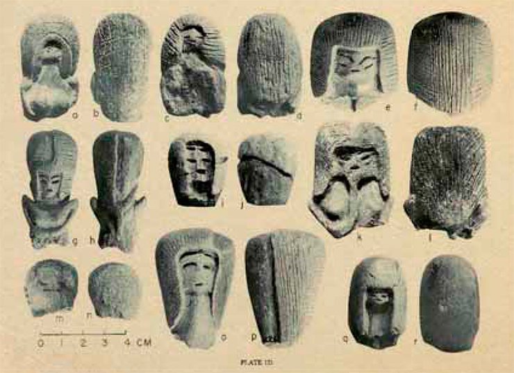 Figurines of Valdivia culture that demonstrate different styles of hairdressing. B.J. Meggers, C. Evans, and E. Estrada, Early Formative Period of Coastal Ecuador: The Valdivia and Machalilla Phases, Washington: Smithsonian Institution, 1965 Figurines of Valdivia culture that demonstrate different styles of hairdressing. B.J. Meggers, C. Evans, and E. Estrada, Early Formative Period of Coastal Ecuador: The Valdivia and Machalilla Phases, Washington: Smithsonian Institution, 1965