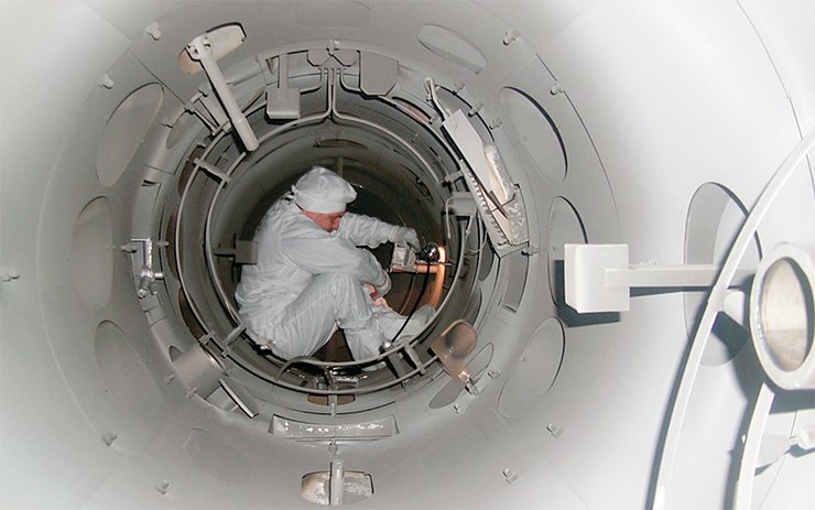 Inside the GDT vacuum chamber Inside the GDT vacuum chamber