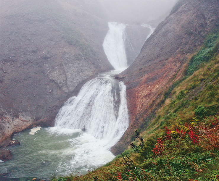 In the upper reaches of the Geysernaya River, the waterfalls and geysers are virginally nameless In the upper reaches of the Geysernaya River, the waterfalls and geysers are virginally nameless