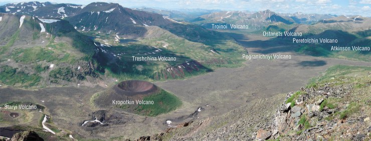 A cluster of cinder cones formed in the upper Khi-Gol valley. The volcanos vary in shape. Kropotkin, Peretolchin, and Staryi are common truncated cones with internal craters, whereas Treshchina and Solonets are fissures. In addition to the major volcanos, 500–700 m in diameter at the bottom, there are small cinder cones without craters: Pogranichnyi and Medvedev A cluster of cinder cones formed in the upper Khi-Gol valley. The volcanos vary in shape. Kropotkin, Peretolchin, and Staryi are common truncated cones with internal craters, whereas Treshchina and Solonets are fissures. In addition to the major volcanos, 500–700 m in diameter at the bottom, there are small cinder cones without craters: Pogranichnyi and Medvedev