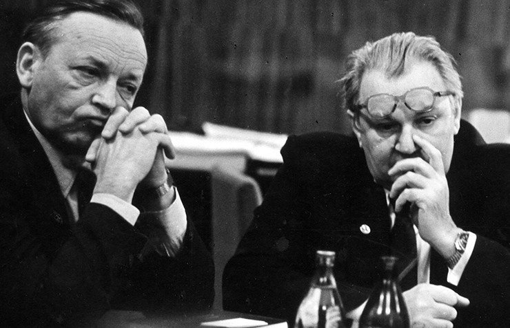 В. А. Коптюг с академиком А. С. Алексеевым