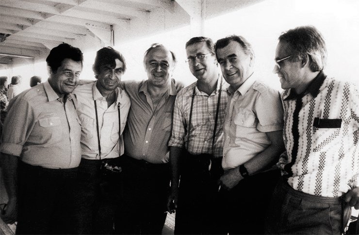 The meeting of the Council for Biological Sciences on Lake Baikal: R. I. Salganik, L. S. Sandakhchiev, I. Yu. Koropachinskii, V. I. Evsikov, D. K. Belyaev, and M. V. Vysotskii (left to right). 1982 The meeting of the Council for Biological Sciences on Lake Baikal: R. I. Salganik, L. S. Sandakhchiev, I. Yu. Koropachinskii, V. I. Evsikov, D. K. Belyaev, and M. V. Vysotskii (left to right). 1982