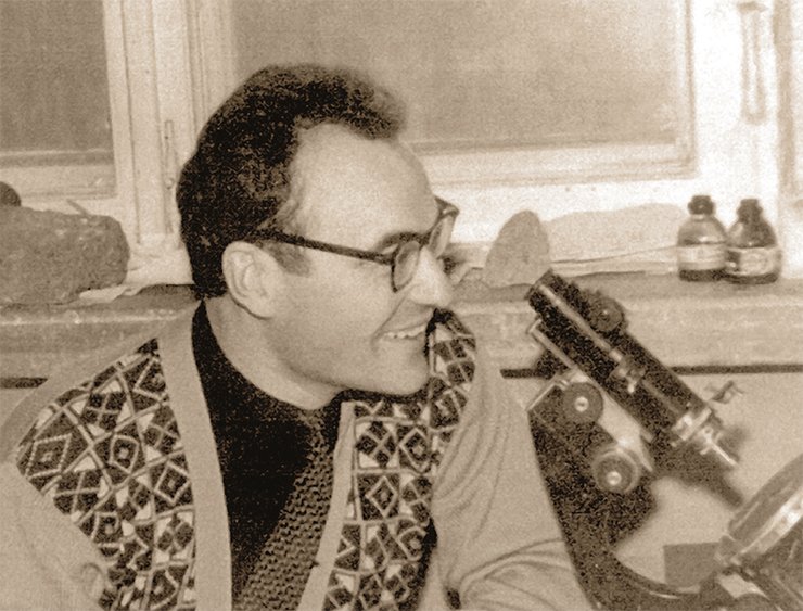 S. A. Gulin, the discoverer of rare-earth mineralization in the Udzha region. From (Erlich, 2006) S. A. Gulin, the discoverer of rare-earth mineralization in the Udzha region. From (Erlich, 2006)