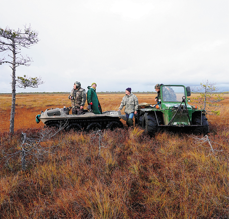 Surveying a new model plot in the reserve on the river Parbig. 2021. Photo: N. Semerneva