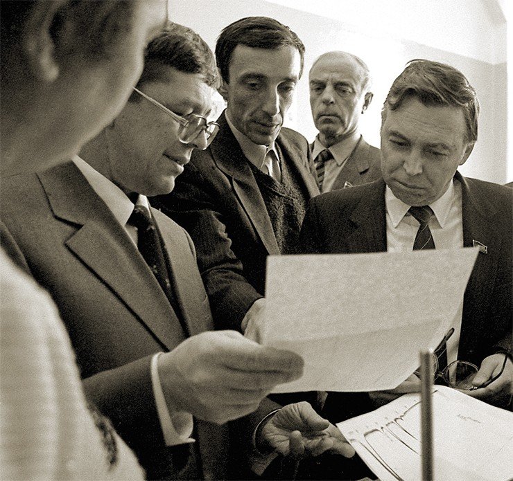 Кто может рассказать о «Милихроме» лучше, чем его создатель? 1988 г. Фото В. Короткоручко