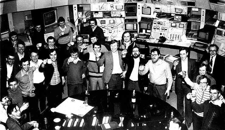 Празднование рождения ипсилон-мезонов на ускорителе ВЭПП-4. 30 апреля 1982 г.