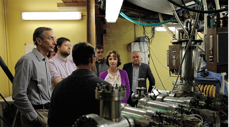 Svante Pääbo visited the Geochronology of the Cenozoic Era Center for Collective Use (established with participation of Budker Institute of Nuclear Physics and Sobolev Institute of Geology and Mineralogy SB RAS) Svante Pääbo visited the Geochronology of the Cenozoic Era Center for Collective Use (established with participation of Budker Institute of Nuclear Physics and Sobolev Institute of Geology and Mineralogy SB RAS)