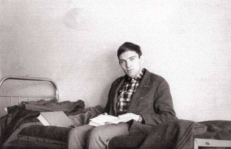 Cramming at the dormitory of Novosibirsk State University. Photo from the author's archive Cramming at the dormitory of Novosibirsk State University. Photo from the author's archive